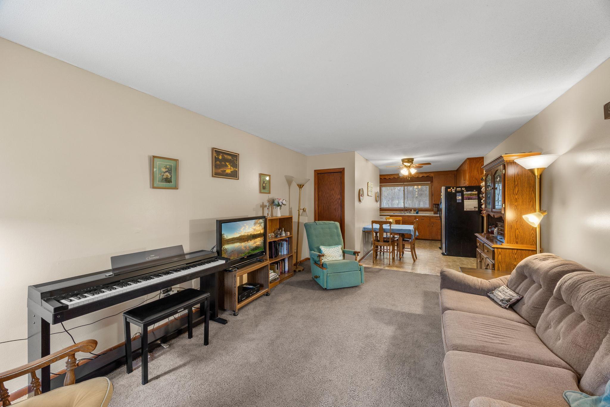 1967 County Road D W