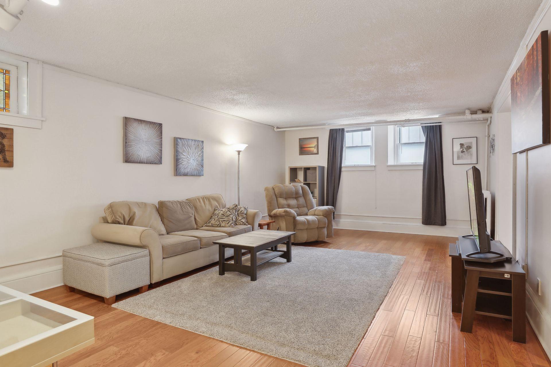 617 Dayton Avenue 5