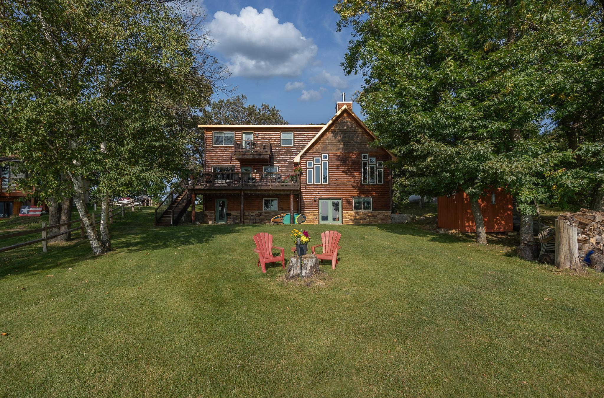 4224 Thunder Lake Lodge Drive NE