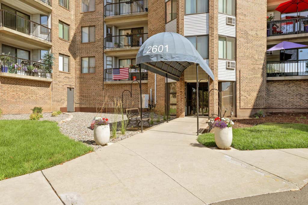 Photo of 2601 Kenzie Terrace #412, Saint Anthony, MN 55418 (MLS # 7118686)