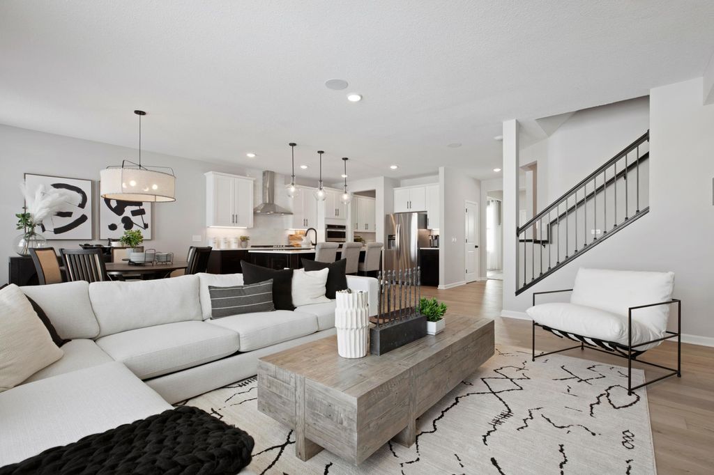 Photo of 6304 Highland Hills Boulevard S, Cottage Grove, MN 55016 (MLS # 7028550)