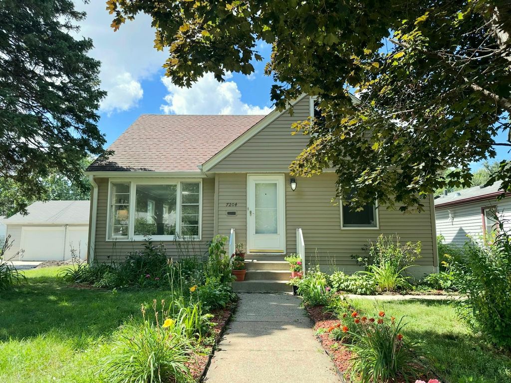 Photo of 7204 Harriet Avenue, Richfield, MN 55423 (MLS # 7031042)