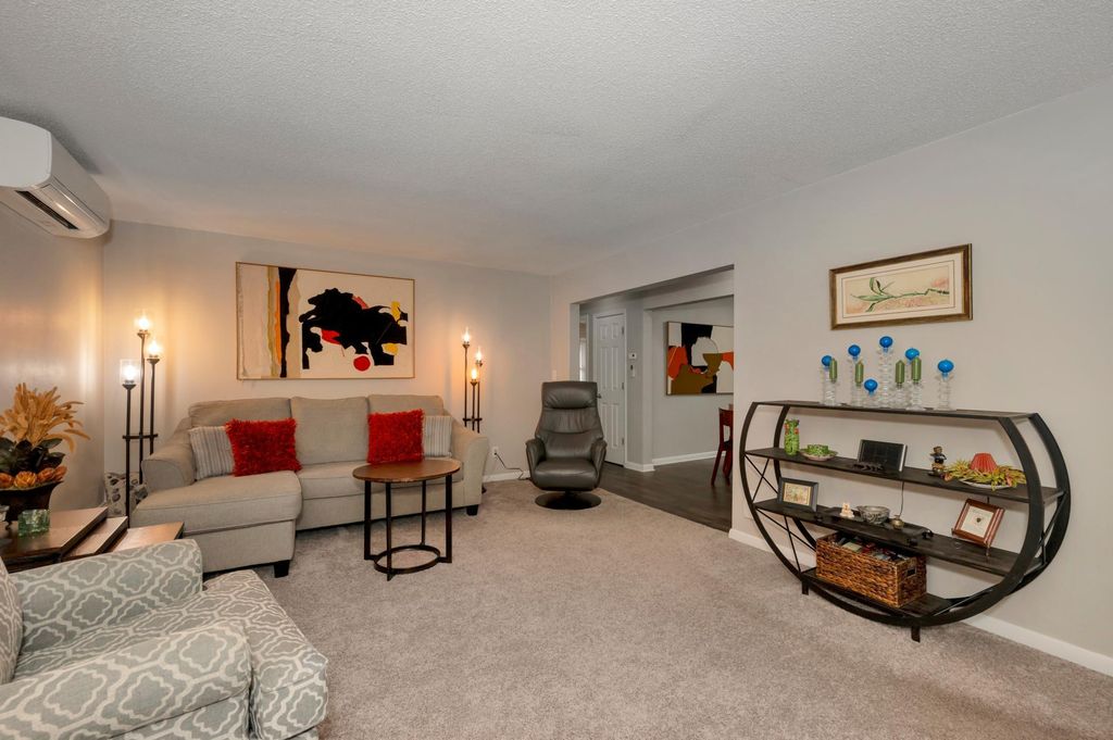 Photo of 805 8th Street N, Virginia, MN 55792 (MLS # 6824396)