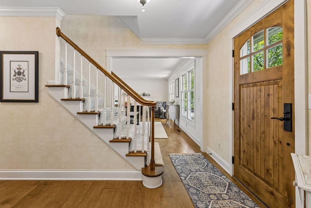 Photo of 6529 Cherokee Trail, Edina, MN 55439 (MLS # 7081014)