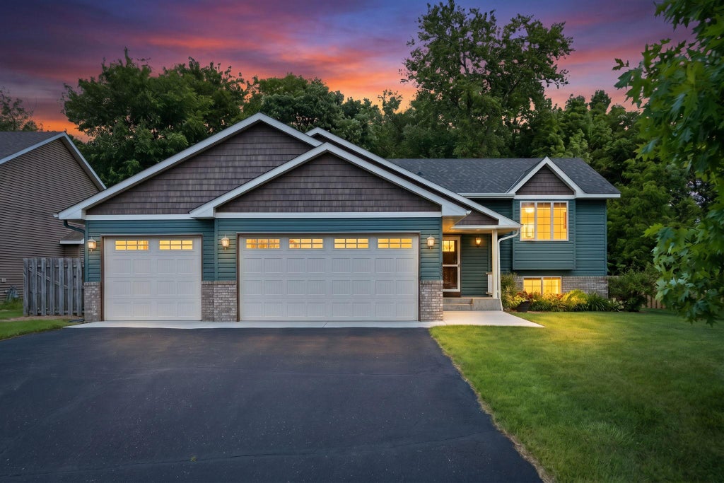 Photo of 322 Lilium Circle, Watertown, MN 55388 (MLS # 7098558)