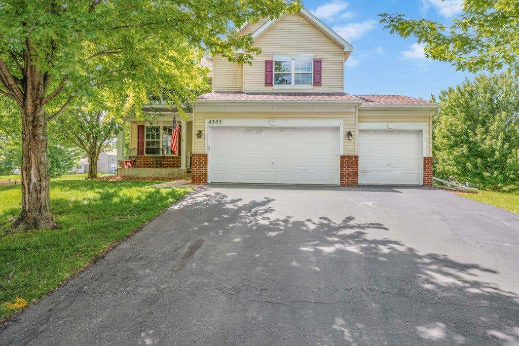 Photo of 4355 Kaelin Circle NE, Saint Michael, MN 55376 (MLS # 7094310)