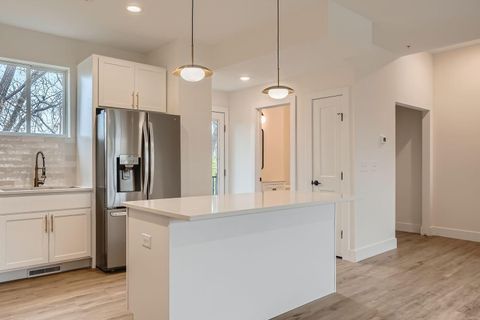 1995 11th Avenue E Unit 2 Maplewood MN 55119