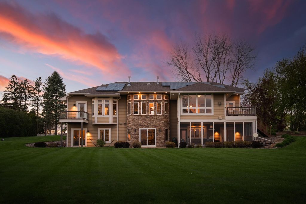 Photo of 13815 Point Douglas Drive S, Hastings, MN 55033 (MLS # 7058921)