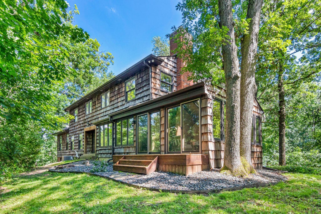 Photo of 2 Crocus Lane, North Oaks, MN 55127 (MLS # 7091959)