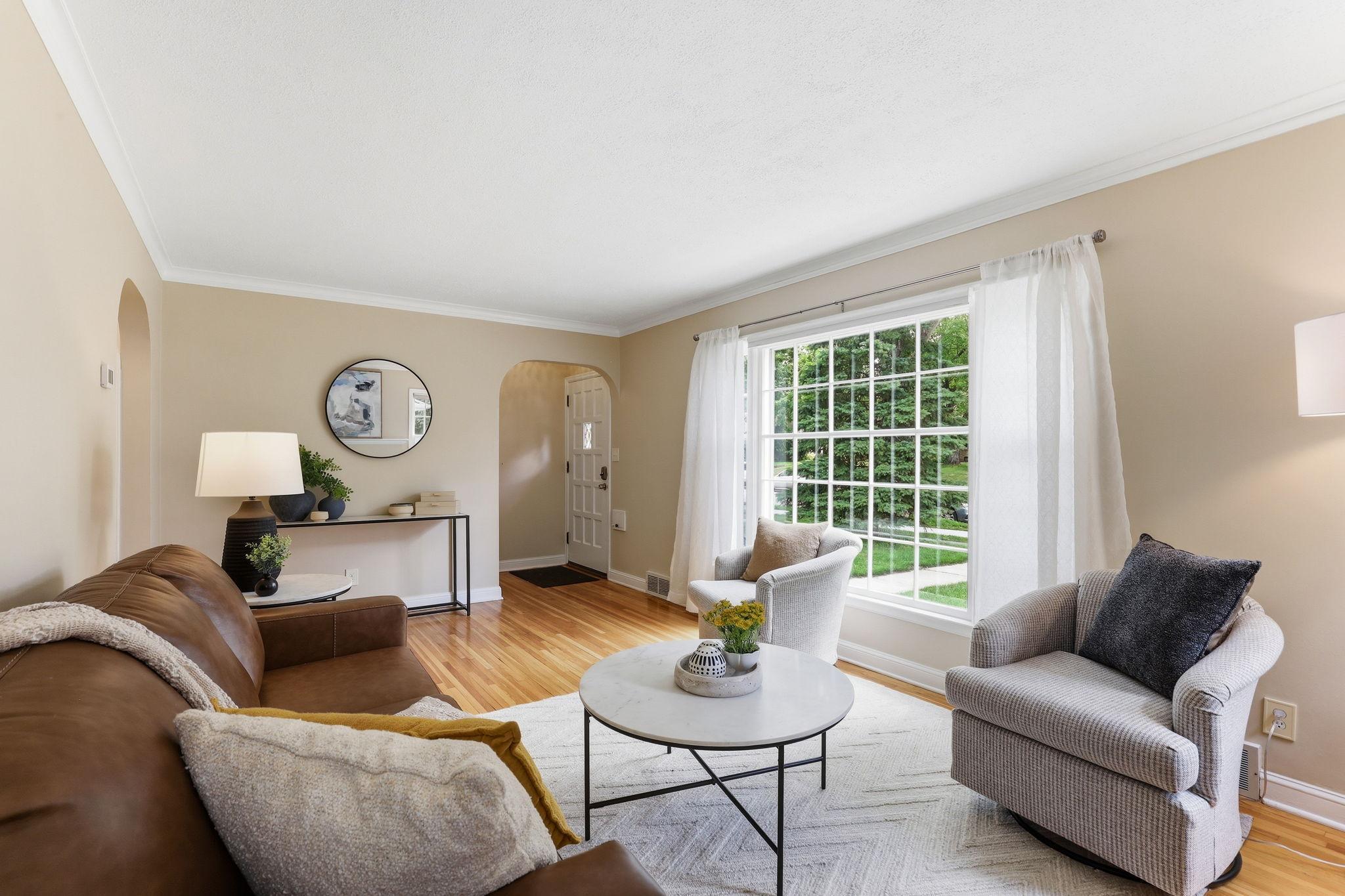 5732 Dupont Avenue S