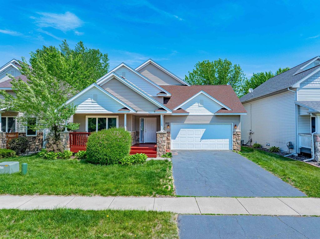 Photo of 707 7th Street, Chaska, MN 55318 (MLS # 7082726)