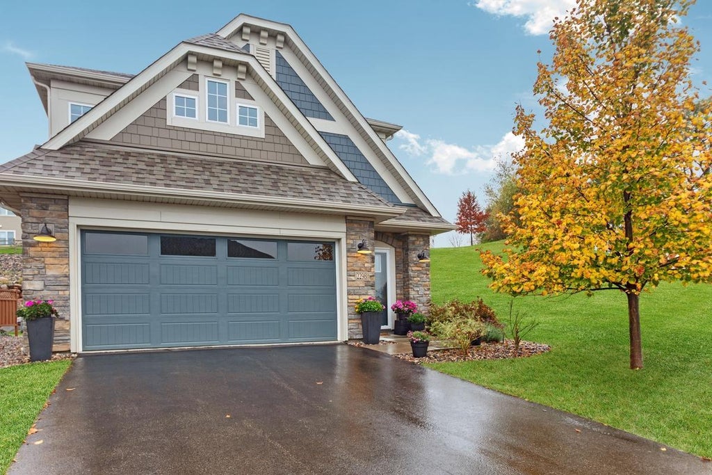 Photo of 2298 Hillcrest Drive, Hudson, WI 54016 (MLS # 7165635)
