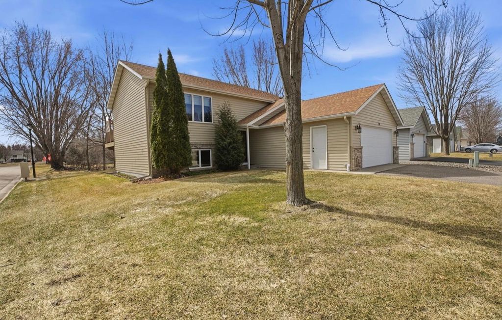 Photo of 24 Pine Tree Court, Sartell, MN 56377 (MLS # 7048403)