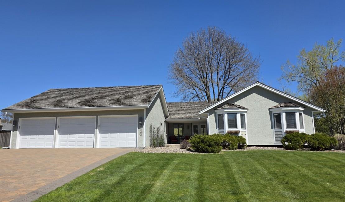 7423 Hyde Park Lane