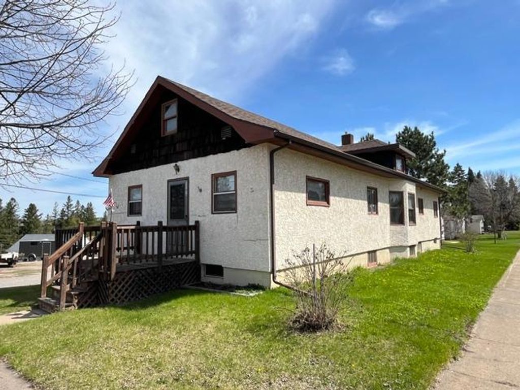 Photo of 1102 Mckinley Avenue, Eveleth, MN 55734 (MLS # 7072659)