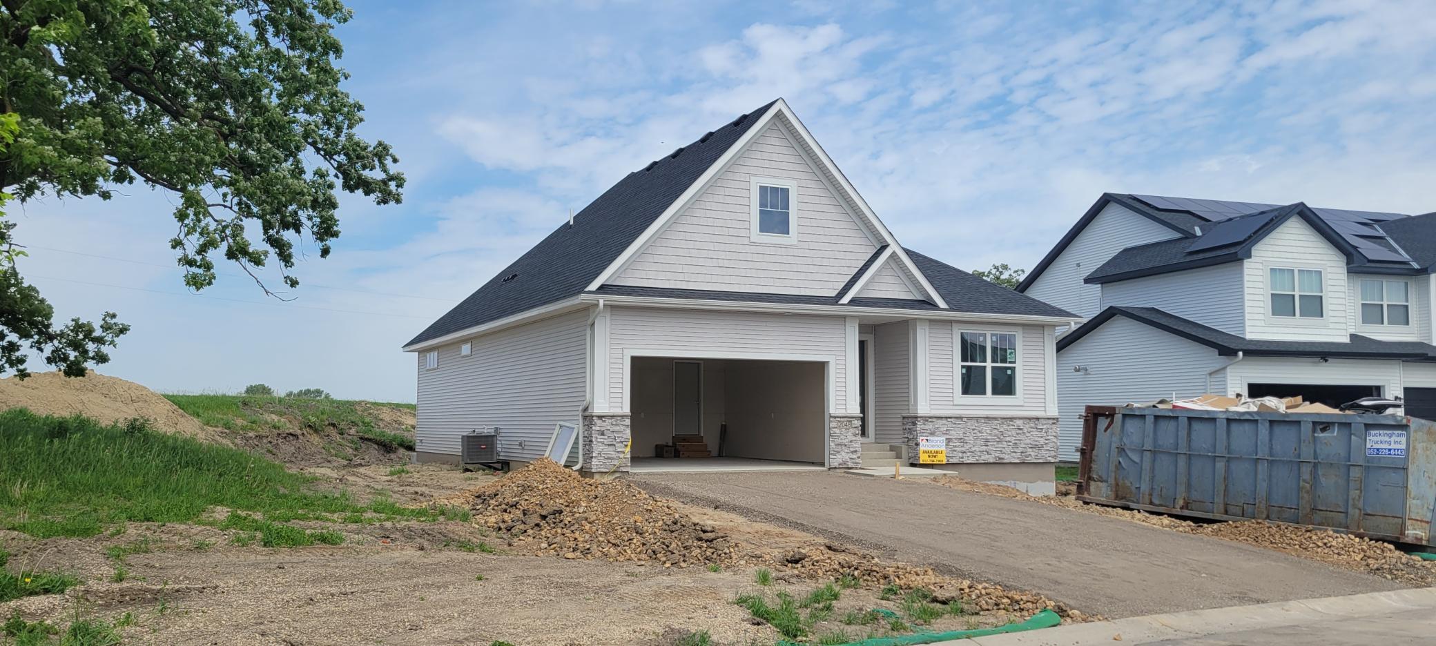 2048 Tamarack Road