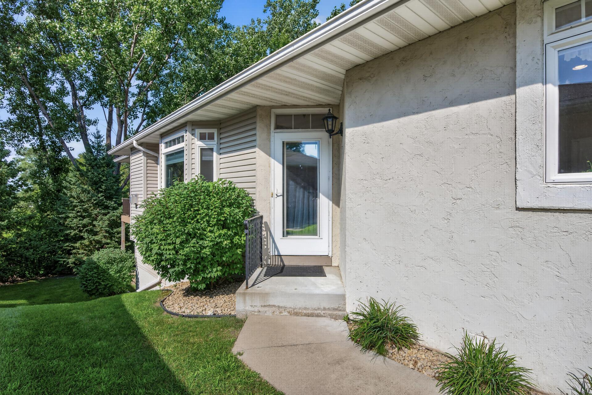 8808 Preserve Trail
