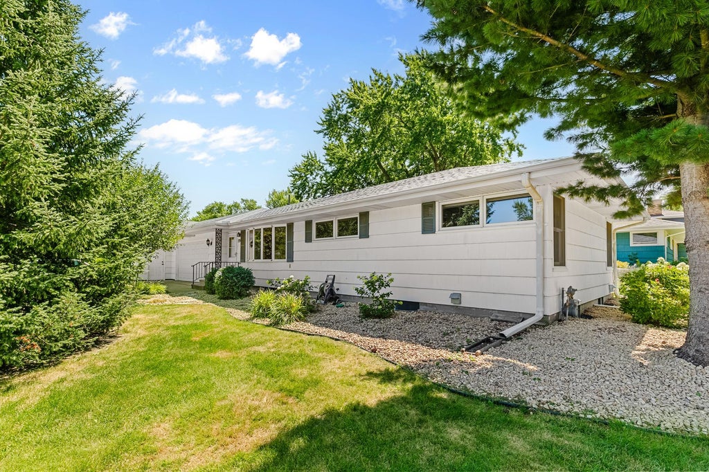 Photo of 1791 Emerald Drive, New Brighton, MN 55112 (MLS # 7125528)