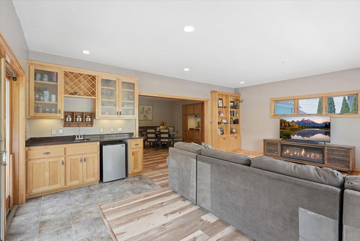 6788 210th Street N