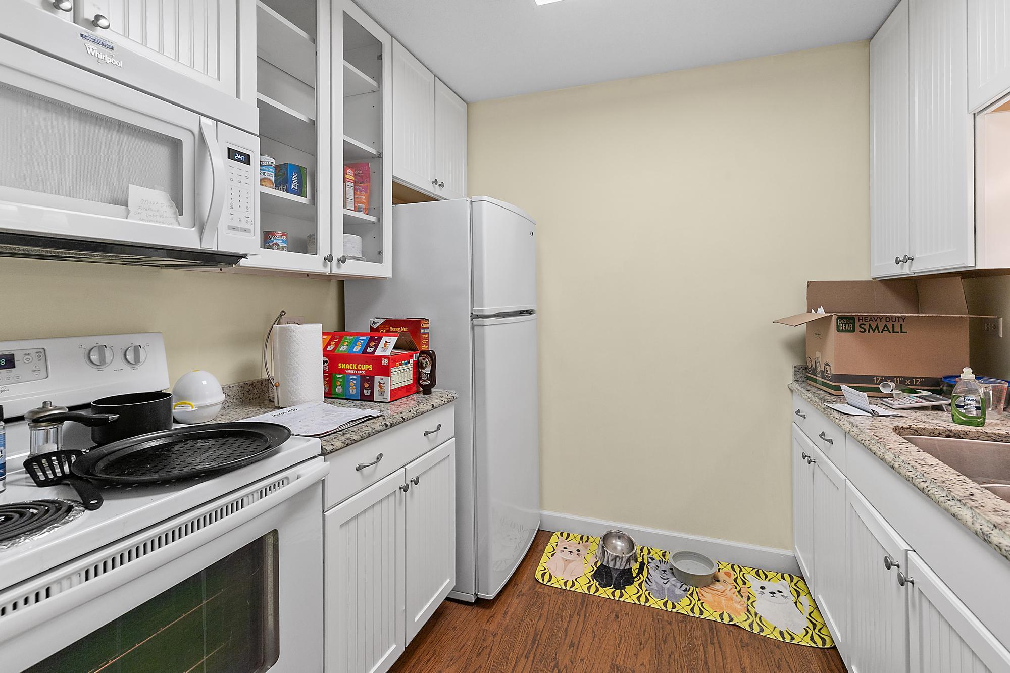 4045 Hodgson Road 309
