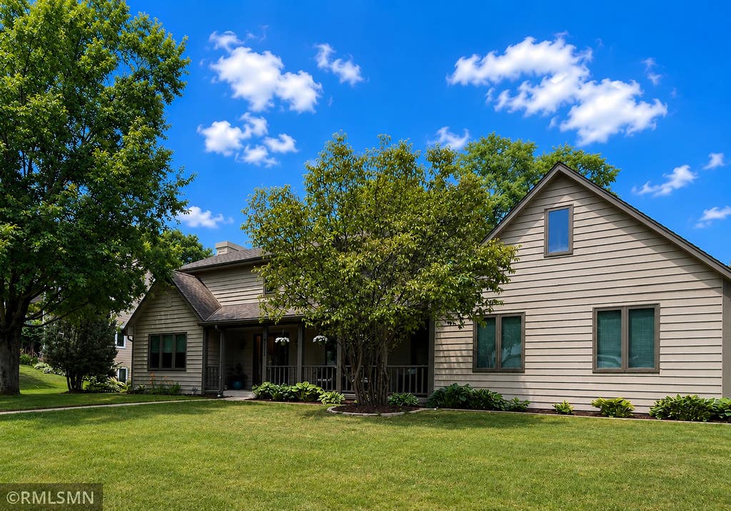 Photo of 4735 Burr Oak Street, Eagan, MN 55122 (MLS # 7116167)