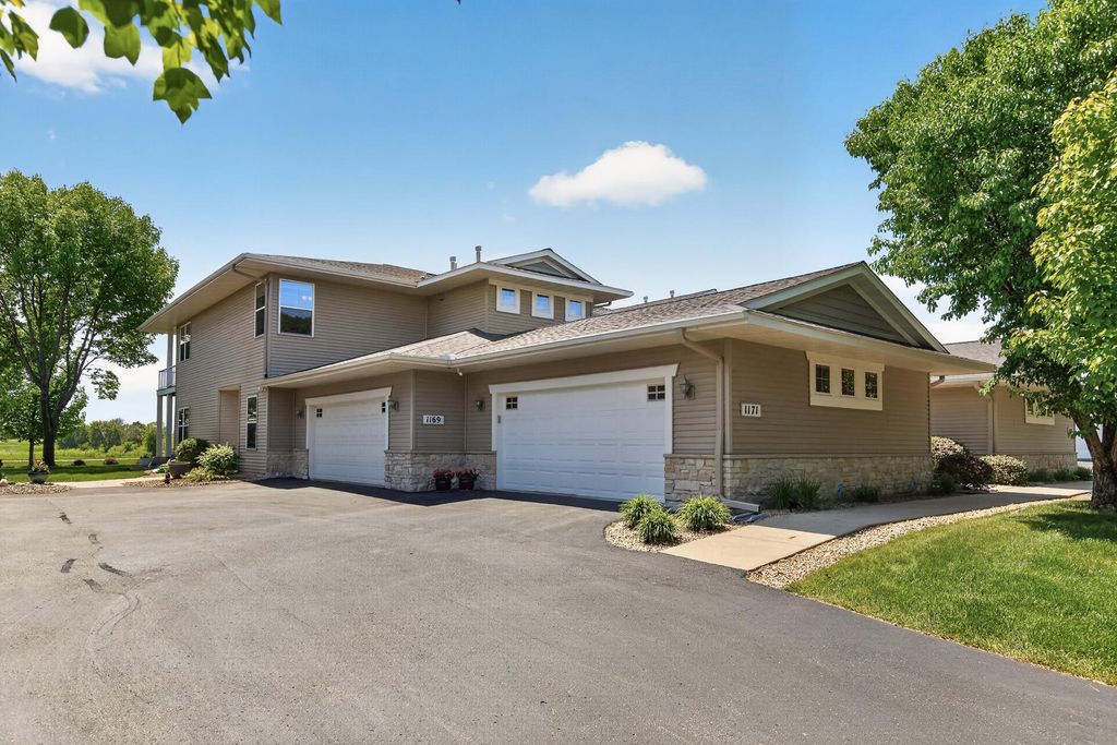 Photo of 1171 Gallery Lane, Chaska, MN 55318 (MLS # 7083922)