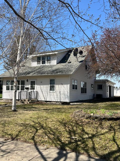 Photo of 521 9th Avenue, Madison, MN 56256 (MLS # 7060386)