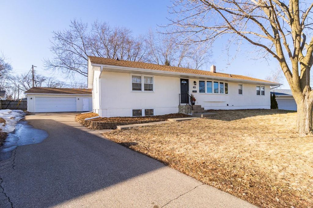 Photo of 7461 Cloman Way, Inver Grove Heights, MN 55076 (MLS # 7023790)