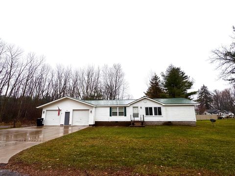238 Golf Drive Clear Lake WI 54005