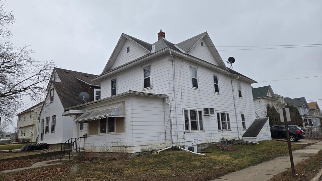 Photo of 411 5th Street NW, Austin, MN 55912 (MLS # 7040205)