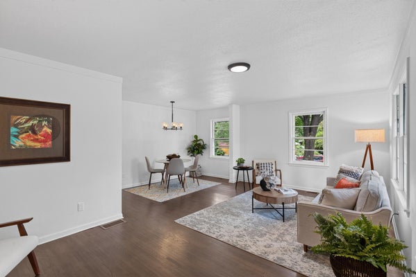 837 MCKNIGHT RD N, SAINT PAUL, MN 55119 - Image c0271277699f9c3ec6bc19df4e6c7831/2051590885