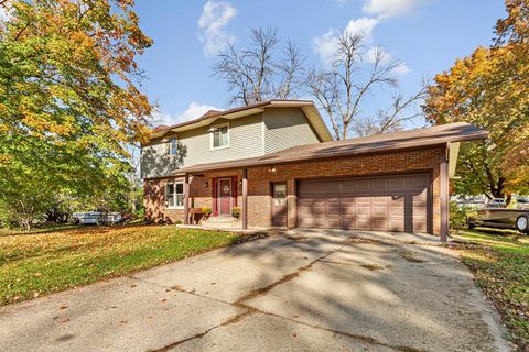 Photo of 1614 Rondarwal Lane, Faribault, MN 55021 (MLS # 6808358)