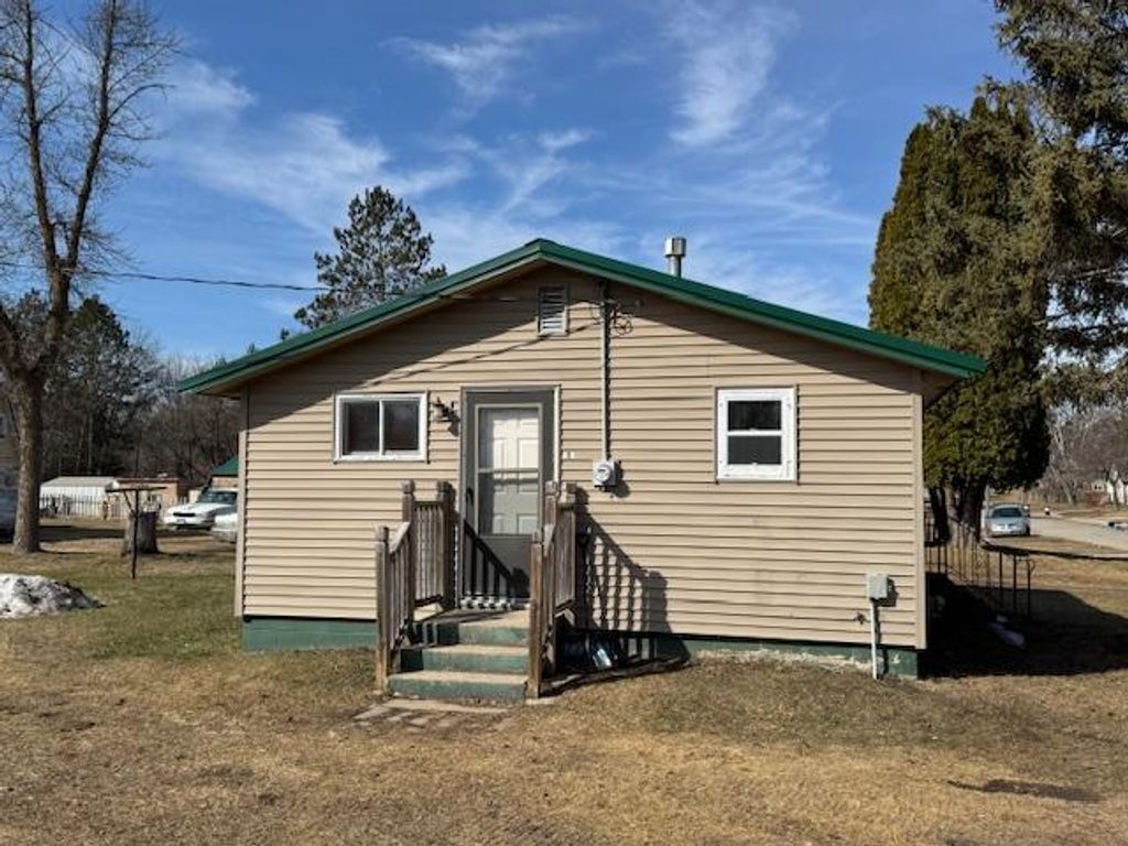 Photo of 203 Nowell Street W, New York Mills, MN 56567 (MLS # 7043596)