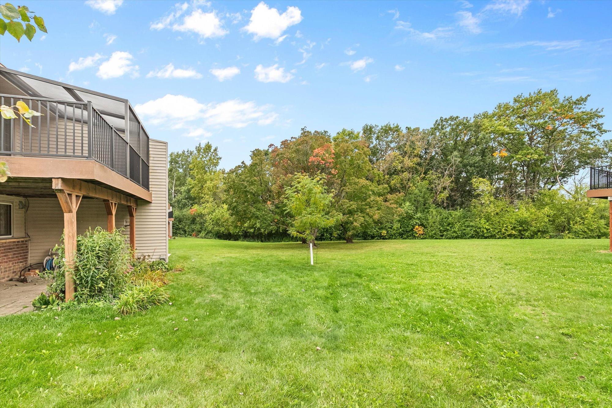 4113 Sylvia Lane S