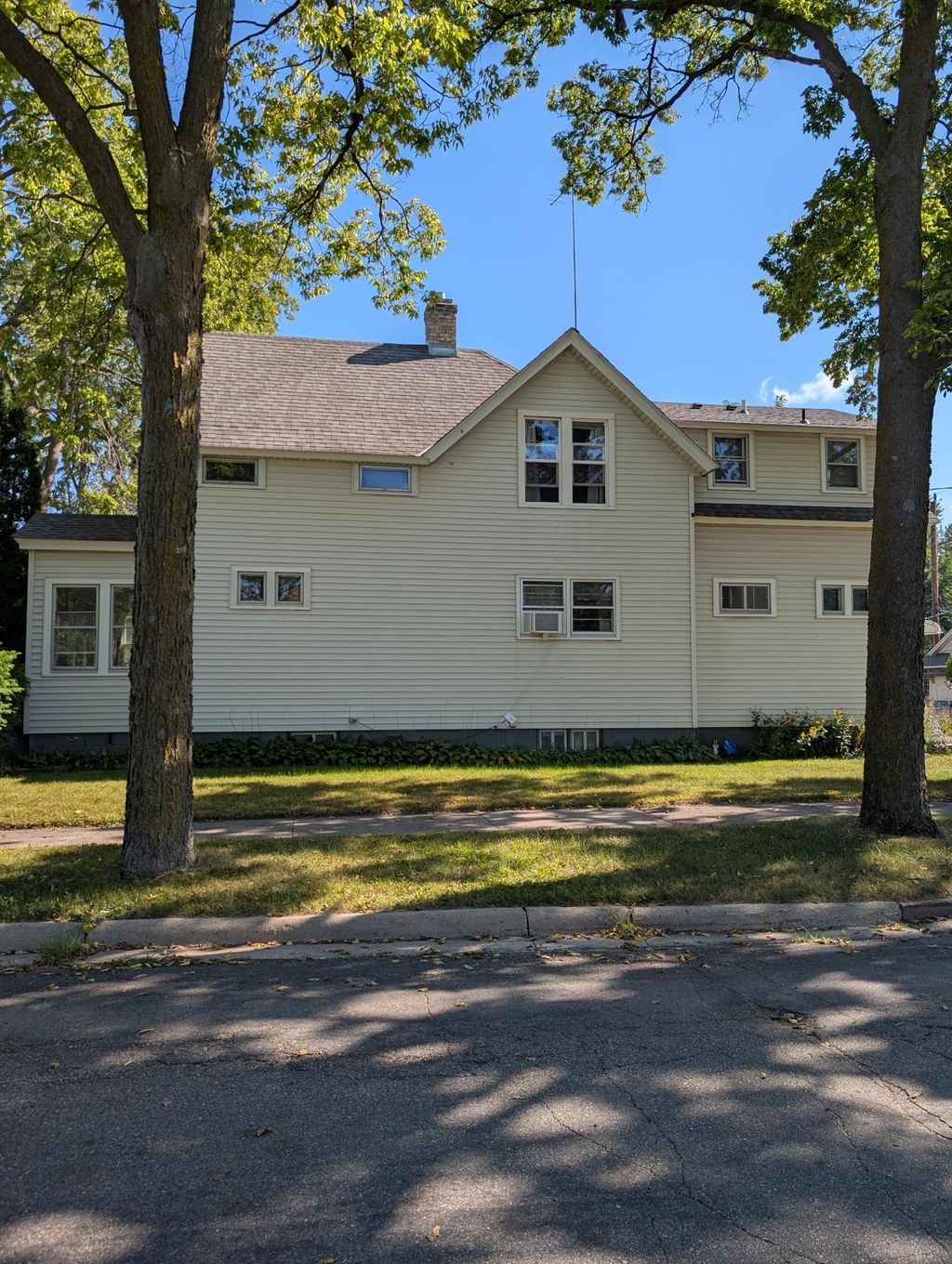 Photo of 427 16th Avenue N, Saint Cloud, MN 56303 (MLS # 7062721)