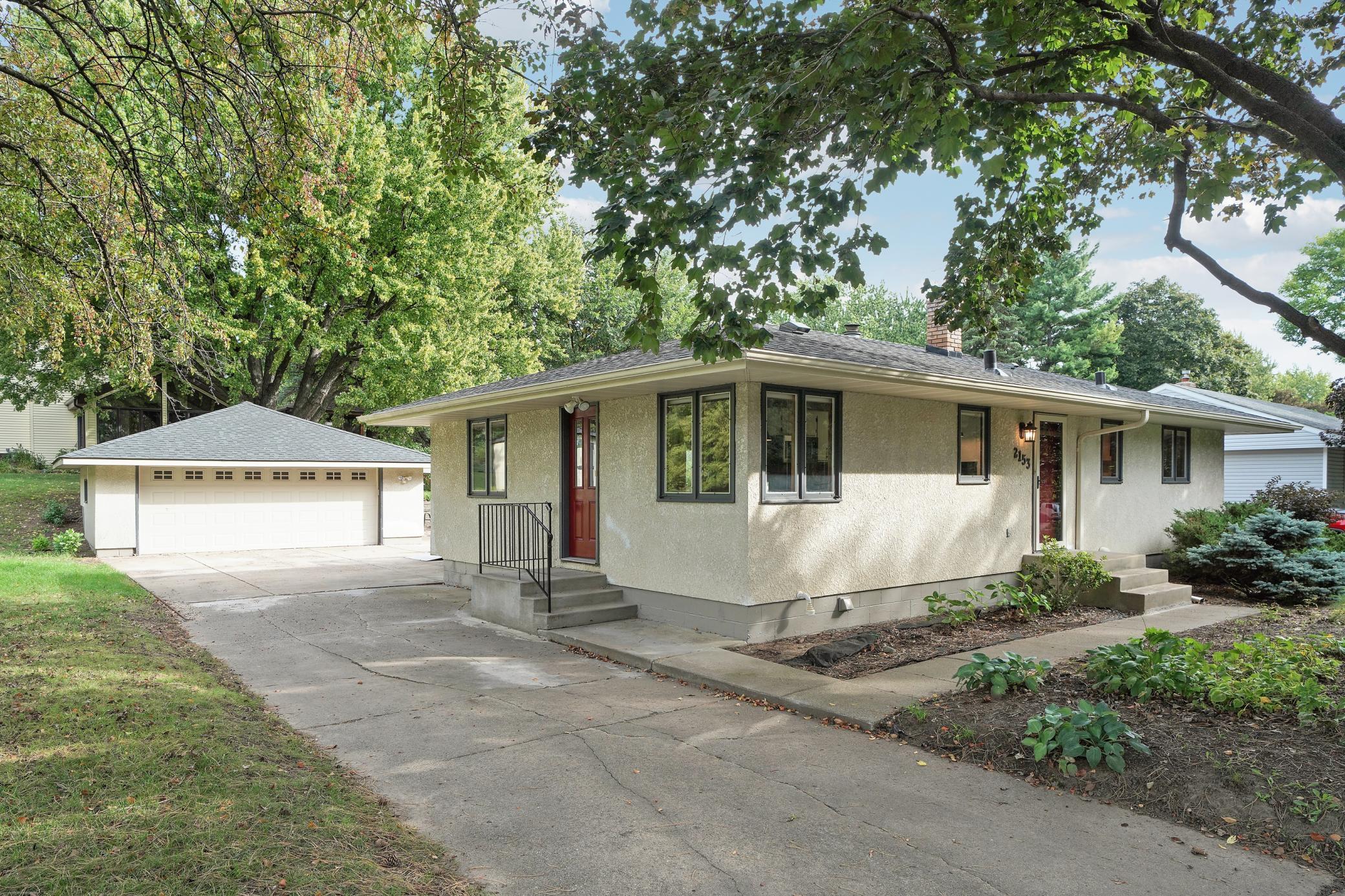 2153 Holloway Avenue E