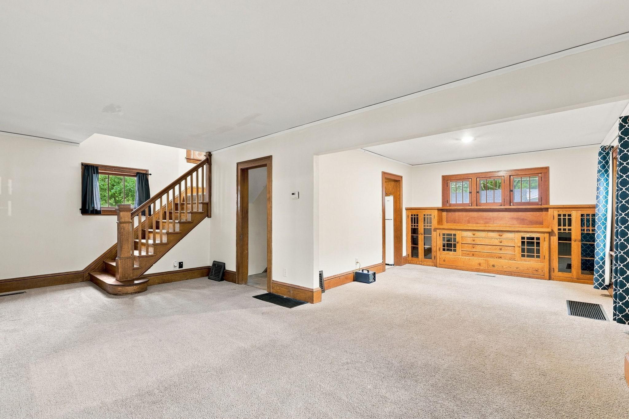 1019 Sherburne Avenue