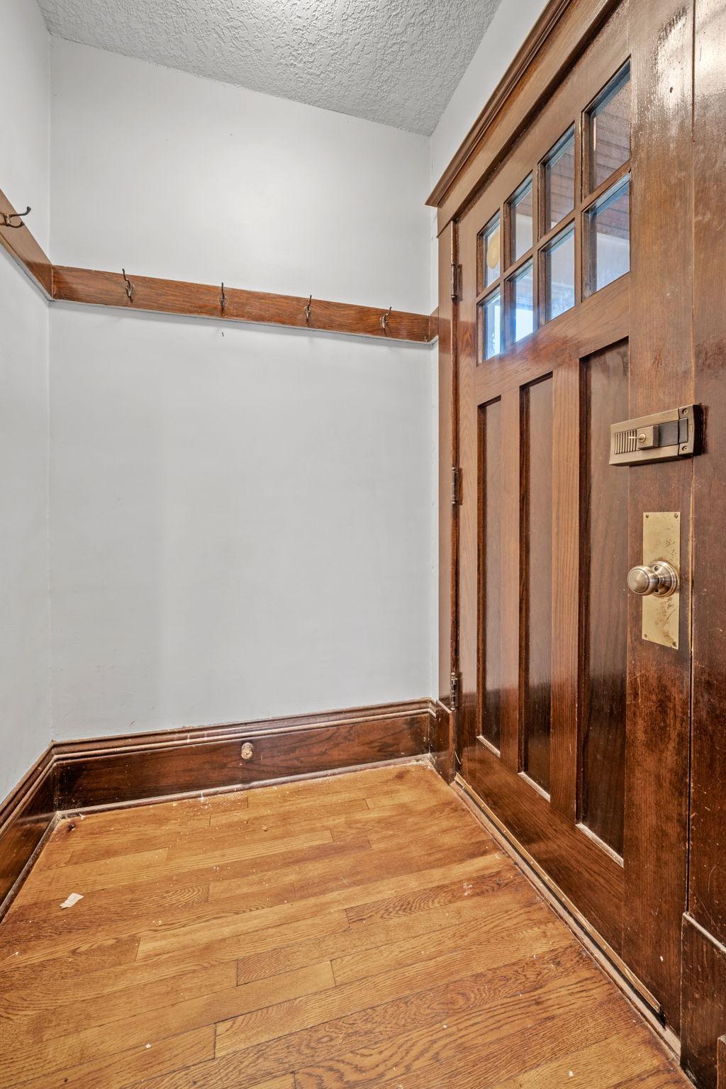 1048 Marshall Avenue