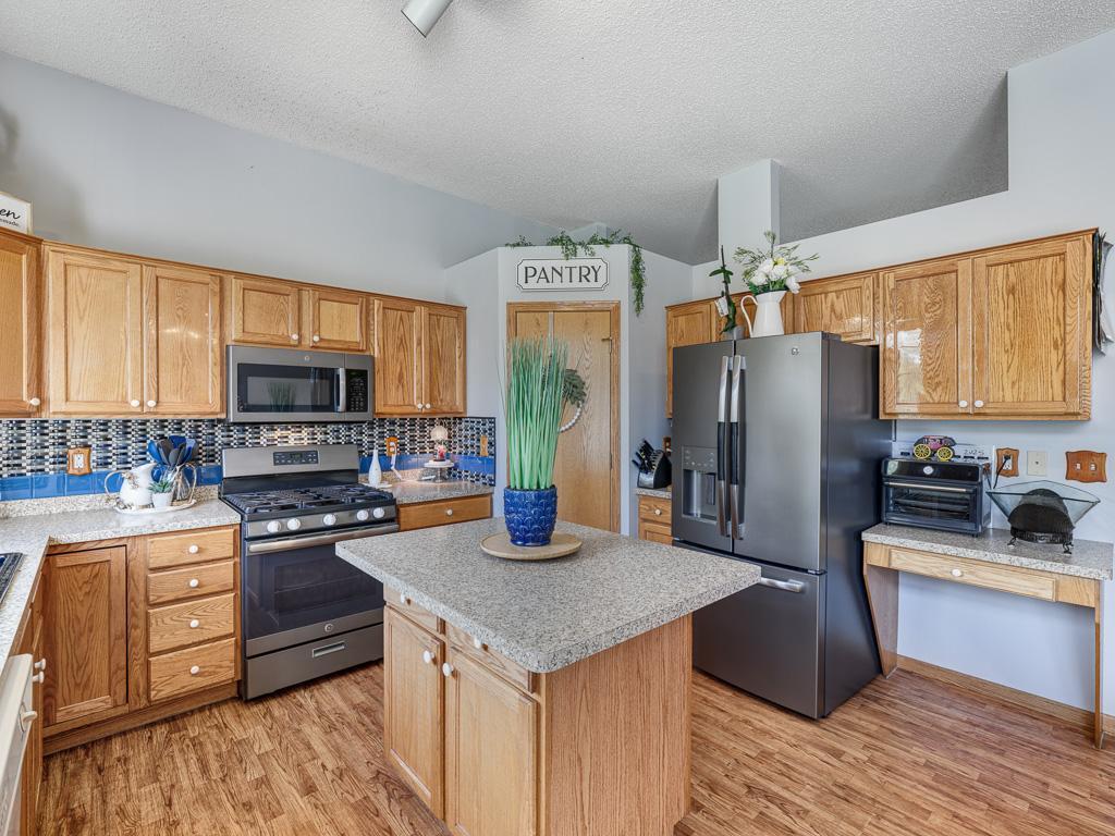 18932 Dunbury Avenue