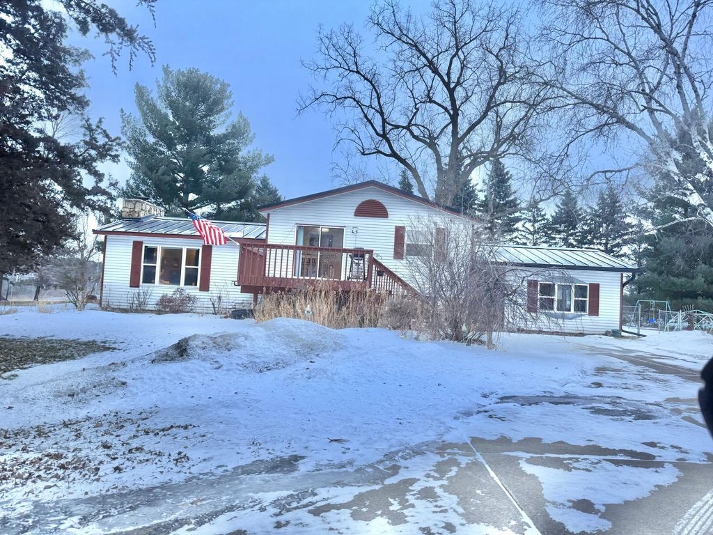 Photo of 2486 75th Avenue, Osceola, WI 54020 (MLS # 7009988)