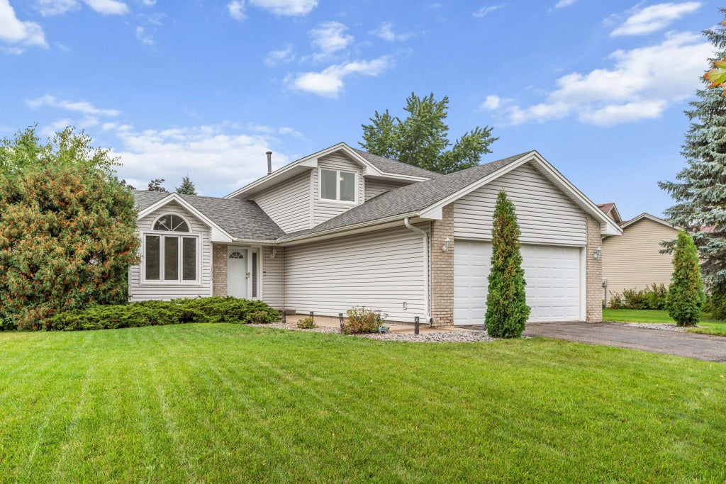 Photo of 13080 Marigold Street NW, Coon Rapids, MN 55448 (MLS # 7151857)