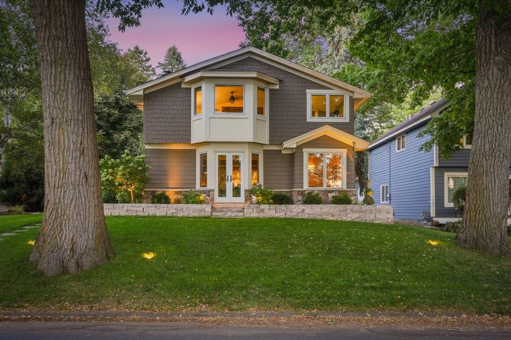 Photo of 510 Pleasant View Road, Chanhassen, MN 55317 (MLS # 7141185)