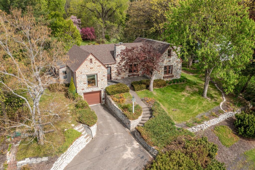 Photo of 2500 Keller Parkway, Maplewood, MN 55109 (MLS # 7064623)
