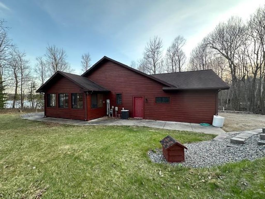 Photo of 37807 Loon Drive, Cohasset, MN 55721 (MLS # 6825107)