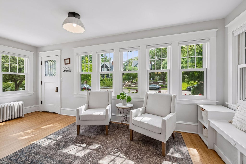 Photo of 4818 Dupont Avenue S, Minneapolis, MN 55419 (MLS # 7103699)