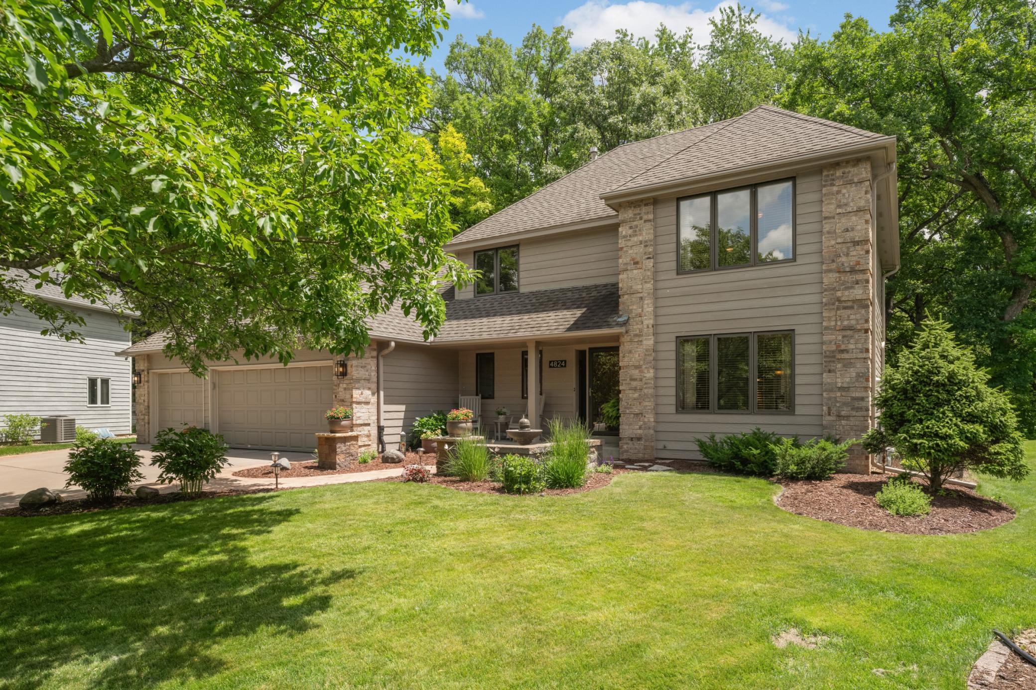 4824 Whispering Court