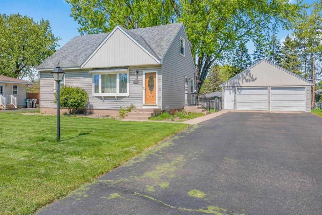 Photo of 2105 Quartz Lane, Eagan, MN 55122 (MLS # 7069850)