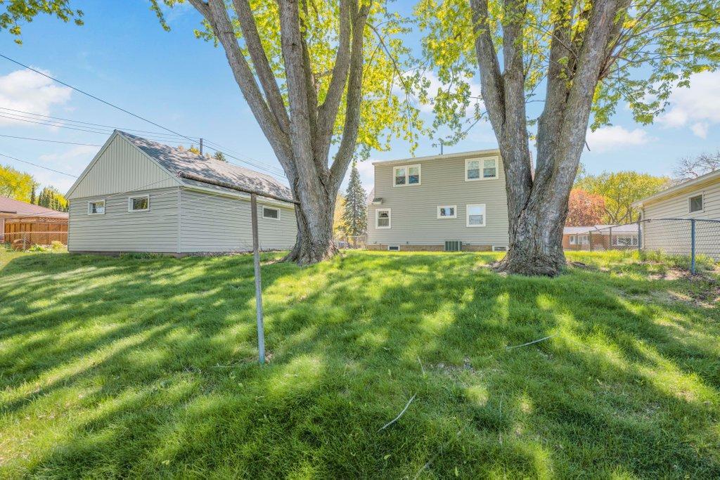 2105 Quartz Lane