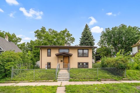 905 Fuller Avenue Saint Paul MN 55104