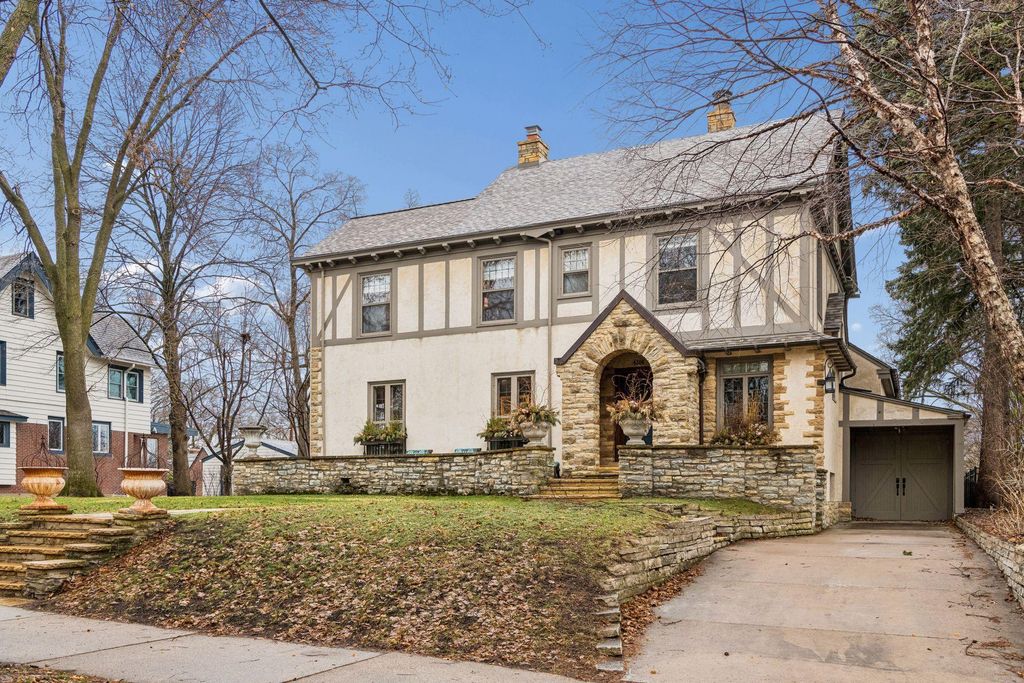 Photo of 4316 Fremont Avenue S, Minneapolis, MN 55409 (MLS # 7083345)